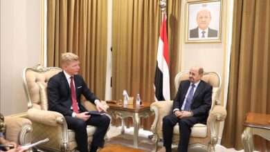 الزنداني يفجّرها في وجه الأمم المتحدة: كفى تواطؤًا مع الإرهاب الحوثي!.