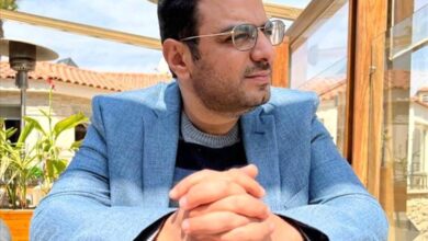 السياسي محمد السدح ينتقد صمت النخب المعارضة لصالح: أين أصواتكم بعد أن سقطت البلاد؟