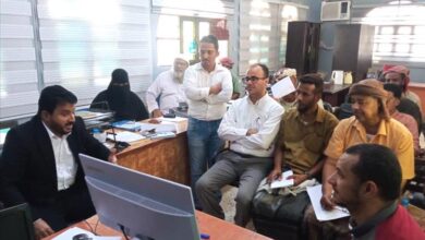 العساني يدشن دورة تدريبية حول "نظام المبيعات والشكاوى" لموظفي مؤسسة الاتصالات بساحل حضرموت