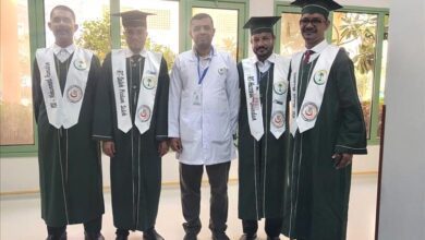 العمودي يهنئ خريجي الدفعة الأولى من طلاب دبلوم العناية المركزة والرعاية التنفسية