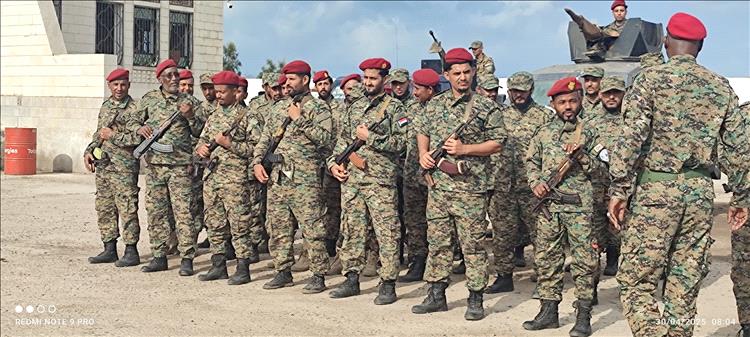 العميد ديان يشيد بالجاهزية الأمنية في المنطقة الحرة بعدن ويؤكد مواصلة تعزيز الانضباط في المرافق الحيوية