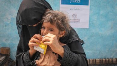 الغذاء العالمي يعلن وقف علاج سوء التغذية بمناطق الحوثي