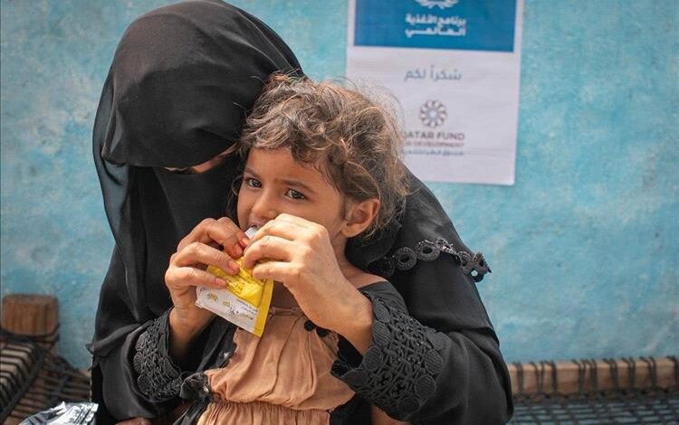 الغذاء العالمي يعلن وقف علاج سوء التغذية بمناطق الحوثي