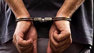 القبض على متهم بإطلاق النار على والدته في المكلا بعد كمين أمني محكم
