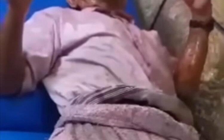 القبض على متهم بالاعتداء على مسن وحرقه بالزيت في إب