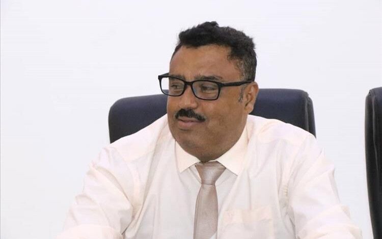 الكمالي يشارك في ندوة "دور الصحف الورقية في مدينة تعز" الأحد القادم