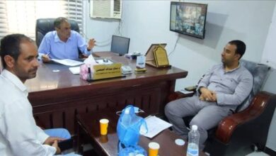 المحافظ بن الوزير يوجه بتقديم الرعاية الطبية للطفلة "عبير الزبيدي" والامين العام يطلع على حالتها الصحية.