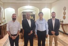 المهندس أحمد الميسري يلتقي ممثلي المعهد الأوروبي للسلام في العاصمة العمانية مسقط