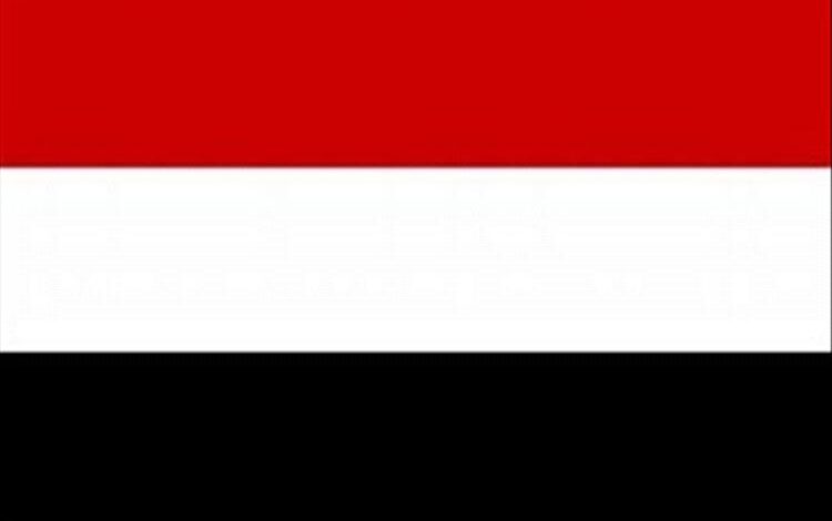 اليمن يرحب بإعلان ترامب رفع العقوبات المفروضة على سوريا