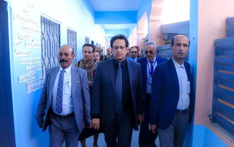 انتقالي شبوة والسلطة المحلية يدشنان امتحانات الثانوية العامة