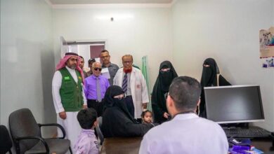 بدعم من مركز الملك سلمان .. خدمات طبية متواصلة لرعاية الأيتام في محافظة حضرموت