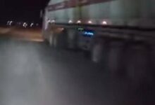 بوزة الوقود الخاصة بكهرباء أبين تصل إلى محطة جعار للطاقة المشتراة فجر الأربعاء