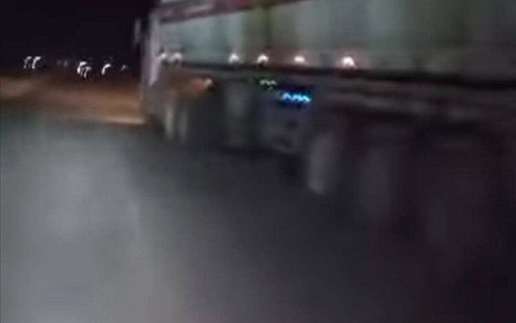 بوزة الوقود الخاصة بكهرباء أبين تصل إلى محطة جعار للطاقة المشتراة فجر الأربعاء