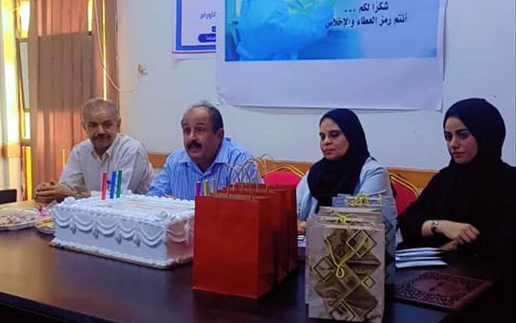 تكريم موظفي قسم التحضير الكيماوي بالمركز الوطني للأورام في عدن تقديراً لجهودهم في خدمة المرضى