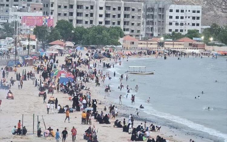 حادثة مأساوية في جولدمور.. وفاة أربعة شبان من كريتر غرقًا خلال رحلة بحرية