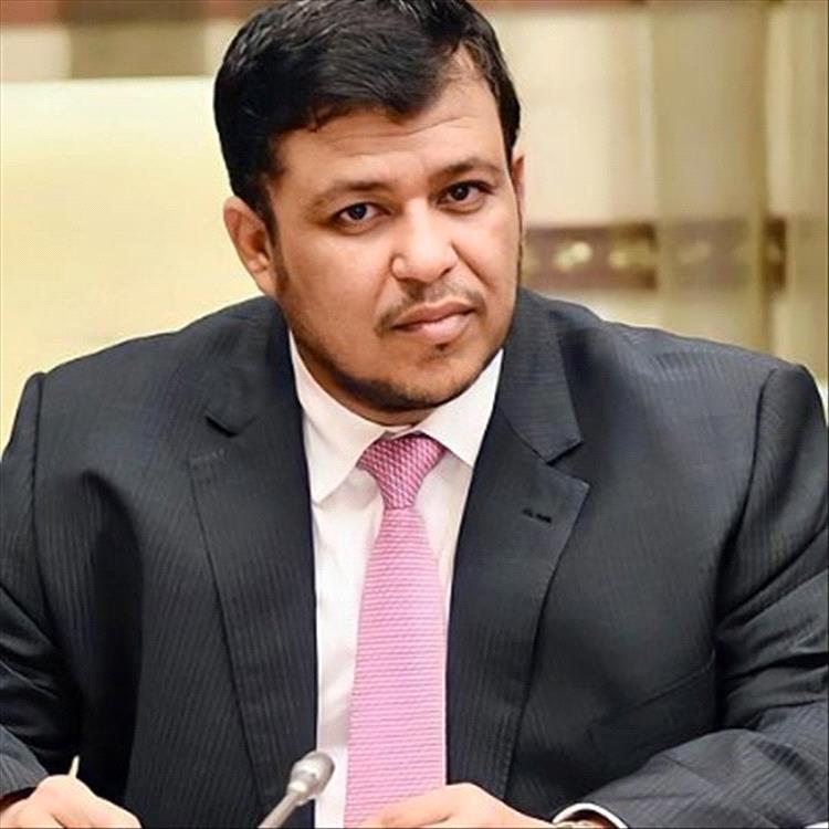 د. عبدالله العليمي يبارك تعيين سالم بن بريك رئيسًا للوزراء ويؤكد دعم مجلس القيادة له