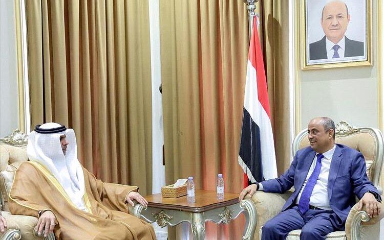 رئيس الوزراء يستقبل السفير الإماراتي لدى اليمن