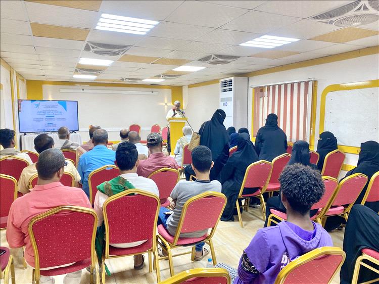 سكرتير أول اشتراكي حضرموت الحامد يؤكد دور النقابات في النهوض الوطني ويدعو لاستنهاض الروح الكفاحية للطبقة العاملة