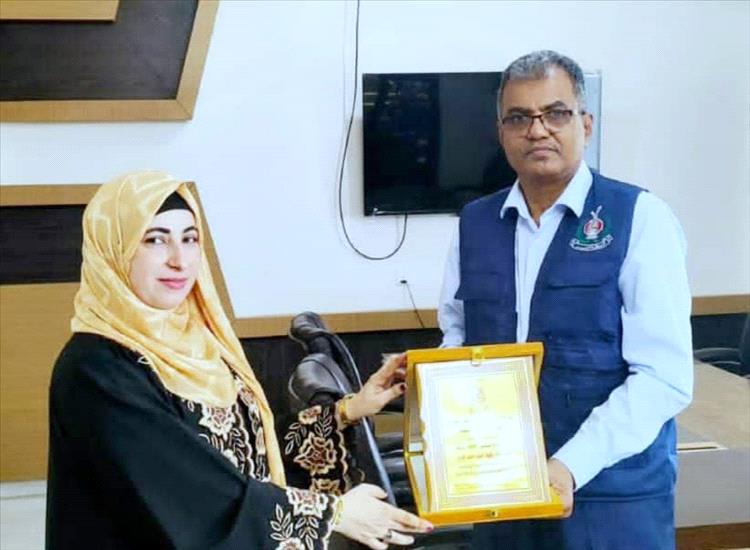 شرطة السير بعدن تكرم منظمة "مرايا المستقبل"
