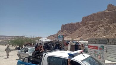 شرطة شبوة تواصل الحملة في نقل المهاجرين غير الشرعيين إلى خارج مدينة عتق