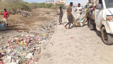 صندوق النظافة بأبين يواصل حملاته في مدينة شقرة الساحلية