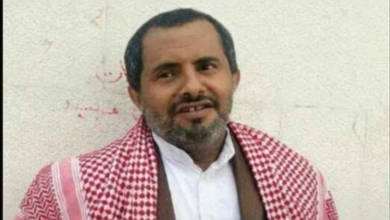 صنعاء.. وفاة والدة الأكاديمي المختطف يوسف البواب تسلط الضوء على معاناة أسر المختطفين لدى الحوثي