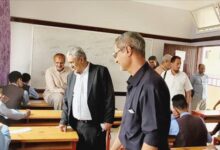 ضمن زياراته الميدانية للمراكز الاختبارية.. مدير عام مكتب التربية بالضالع يزور مراكز مدينة الضالع
