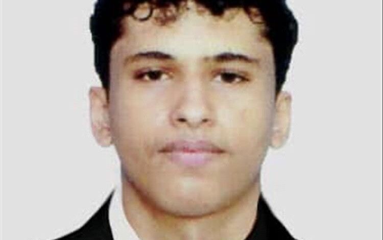 طالب في كلية الهندسة بجامعة عدن يناشد الحكومة ورئاسة الجامعة بالتدخل لإنهاء الإضراب الأكاديمي