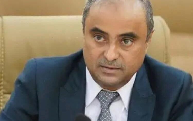 عاجل: رئيس الوزراء يوجه بتزويد كهرباء عدن بكميات إسعافية من الوقود