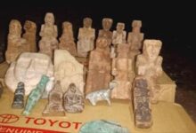 عبر باب المندب.. محاولة تهريب آثار