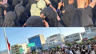 عدن تتوحد تحت مطالب واحدة.. نساؤها بدأن الخطوة الأولى ورجالها واصلوا المسير