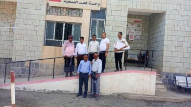 فريق صحي من تعز يزور مديرية موزع ويؤكد وفيات ناتجة عن حمى الضنك