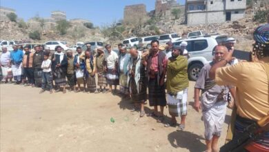 قبيلتا آل حمادي وآل جوهر توثّقان روابط النسب في منطقة العواكب بمديرية الحد بيافع