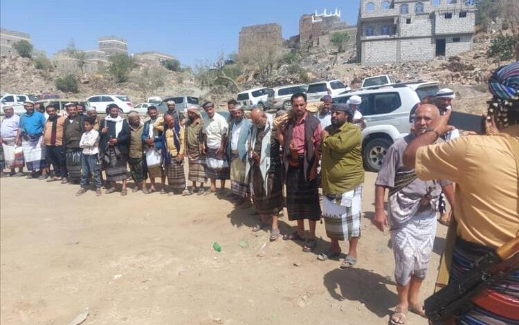 قبيلتا آل حمادي وآل جوهر توثّقان روابط النسب في منطقة العواكب بمديرية الحد بيافع
