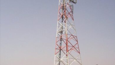 قطاع الاتصالات في مناطق الحوثيين.. شبكة تمويل للحرب ومعاناة مستمرة للمواطنين