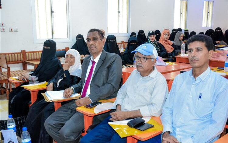 كلية اللغات بجامعة عدن تنظم الورشة الخامسة نحو الاعتماد الأكاديمي