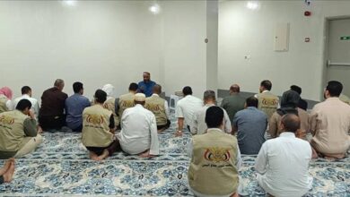 لجنة التوعية تبدأ نزولها الميداني إلى مساكن الحجاج اليمنيين بمكة المكرمة