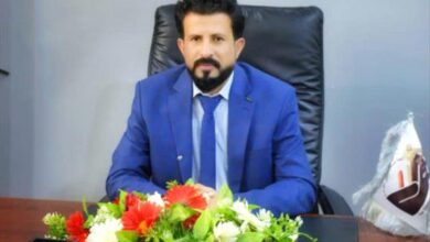 محروق يشيد بالمبادرة الشبابية لترميم الطريق الدولي في أبين ويثني على جهود العميد ناصر هادي
