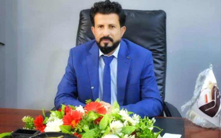محروق يشيد بالمبادرة الشبابية لترميم الطريق الدولي في أبين ويثني على جهود العميد ناصر هادي