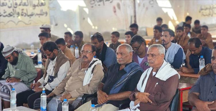 مدرسة المتميزين الأهلية بميفعة شبوة تحتفل بتخرج طلابها في نهاية مرحلة الثانوية