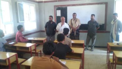 مدير التربية بلودر يتفقد المركزين الإختباريين بثانويتي العين والخديرة