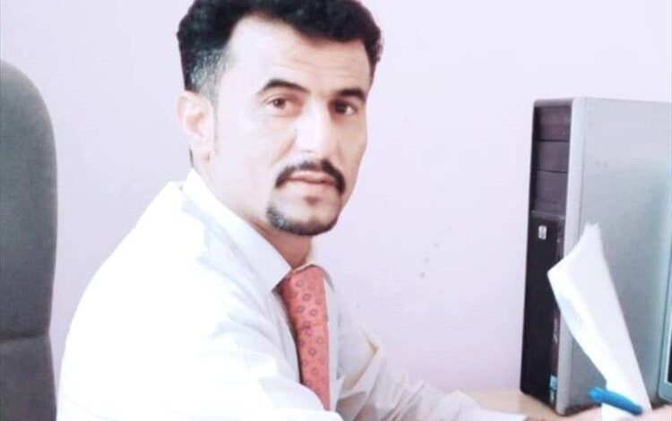 مدير عام إعلام لحج يدين جريمة الحوثيين بحق أسرة في قرين المسيمير ويطالب بإغاثة عاجلة