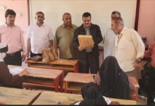 مدير عام المنصورة يؤكد أهمية الامتحانات لترسيخ المعلومات لطلبة المدارس
