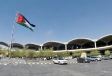 مصير غامض لعشرات المسافرين اليمنيين العالقين في مطار الأردن