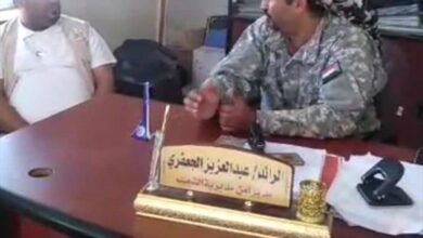 ممثل مكتب حقوق الإنسان محافظة الضالع د. عبدالسلام الشعيبي يزور الطفل الحدث المحتجز في إدارة أمن الشعيب