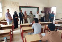 ميفعة.. مدير عام مكتب التربية والتعليم بشبوة يتفقد سير اختبارات الشهادة الثانوية بالمديرية