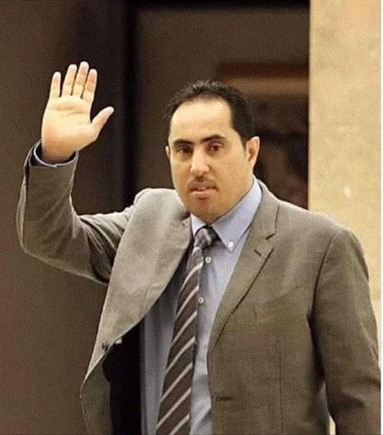 نايف البكري: نحيي المرأة العدنية التي خرجت تطالب بأبسط حقوقها
