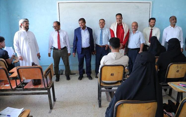 نيمر يدشّن الامتحانات النهائية للفصل الدراسي الثاني في كليات جامعة المهرة