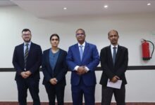 وزير الشؤون الاجتماعية يلتقي  بسعادة سفيرة المملكة المتحدة (بريطانيا) لدى بلادنا