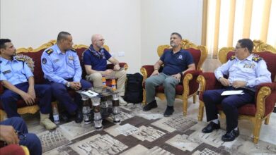 وفد من منظمة الإنتربول الدولي يزور مصلحتي الدفاع المدني وخفر السواحل وإدارة شرطة عدن لبحث تعزيز التعاون المشترك